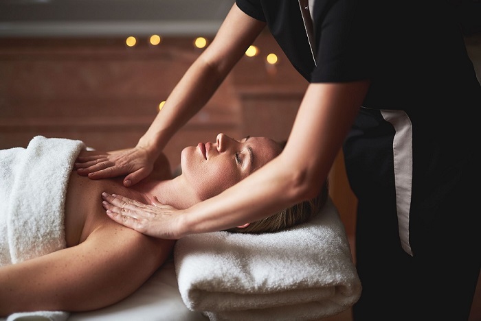 Body to body massage in Kammanahalli Bangalore Body to body massage in Kammanahalli Bangalore by Female